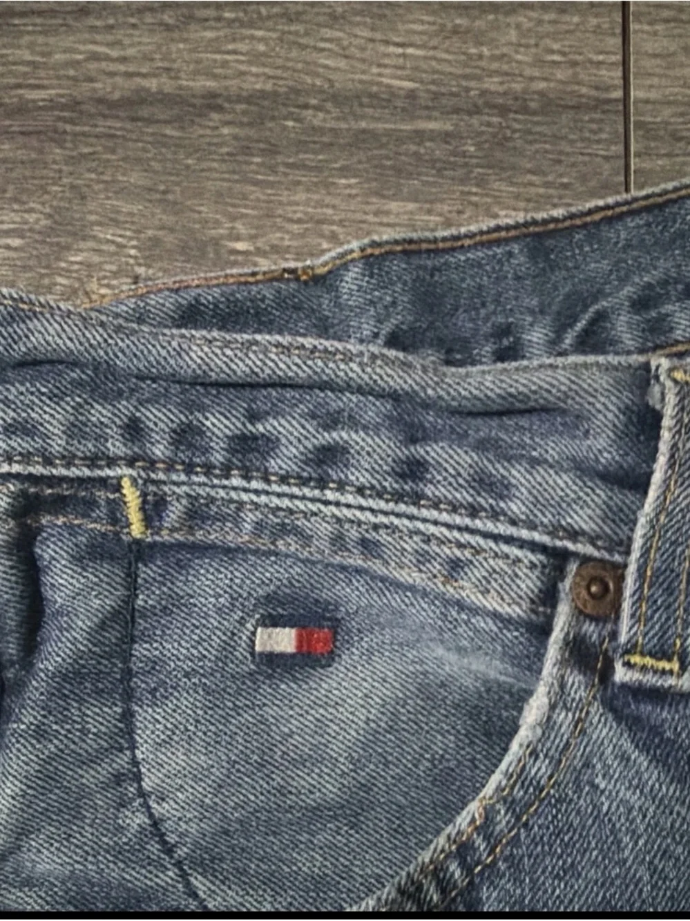 Y2K vintage Tommy jeans Men's Classic Blue Denim Jeans